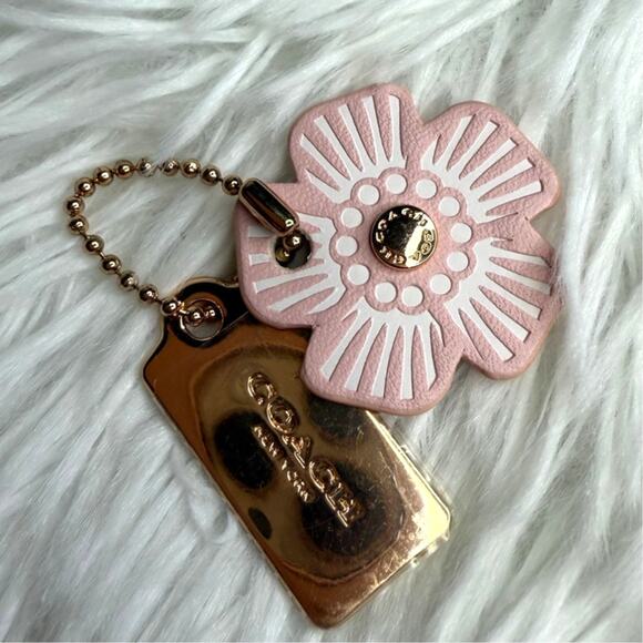 COACH Gold Tea Rose Flower Floral Bag Charm Hang Tag - Picture 1 of 3